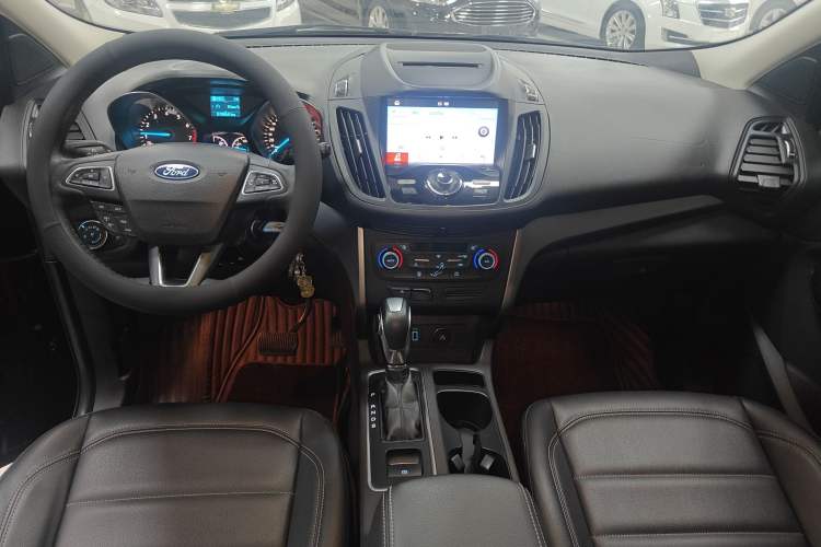 Used Ford Kuga 2018 EcoBoost 180 Two-Wheel-Drive Platinum Edition
