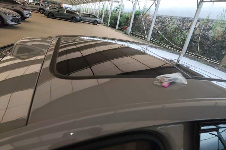 Used BYD Han 2025 DM-i Intelligent Driving Edition 125KM LiDAR Flagship Model
