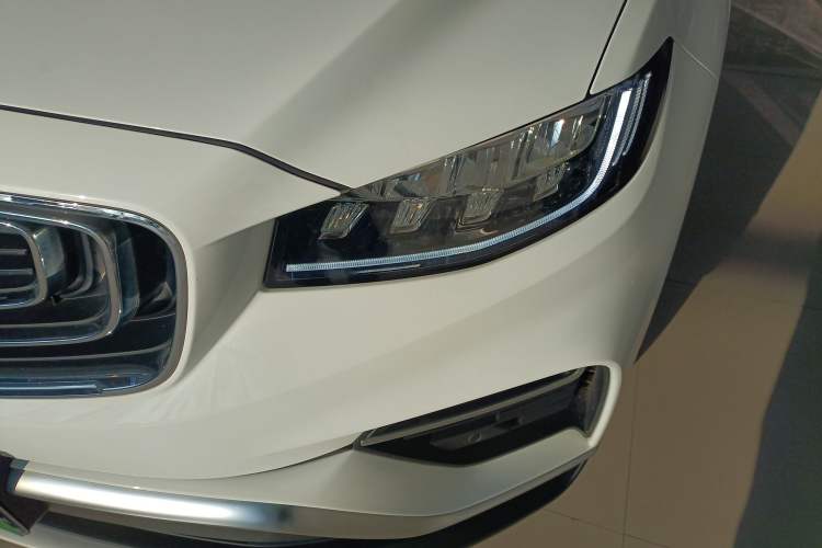 Used Geely Auto Emgrand X7 Sport 2020 1.8TD DCT Smart PRO