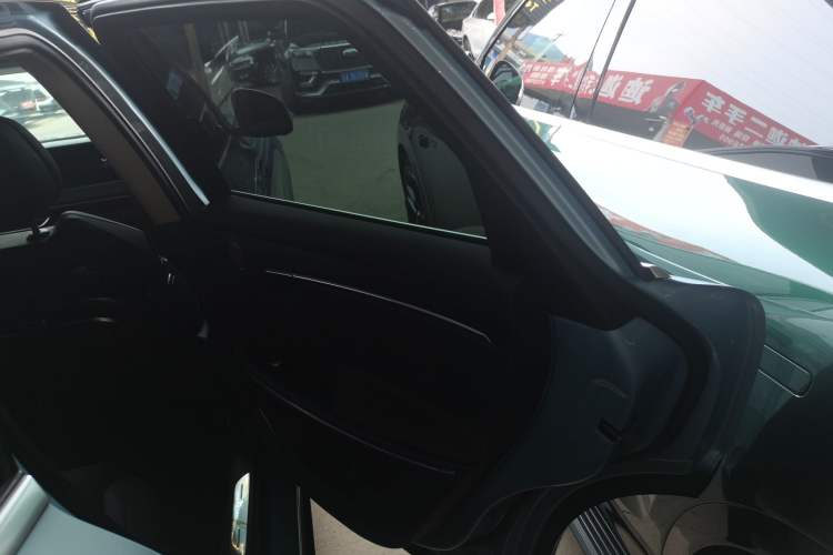 Used VOYAH FREE 2021 Four-Wheel Drive Standard Range-Extended Exclusive Luxury Package
