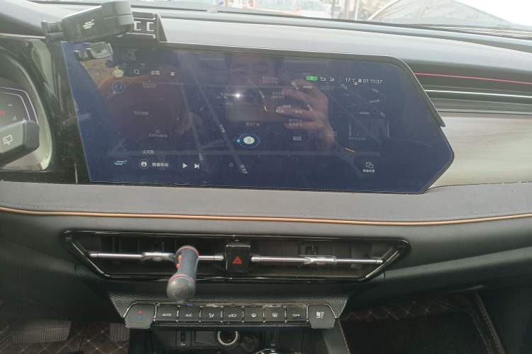 Used Oshan X7 PLUS 2023 Enjoy Edition 1.5T Automatic Prestige Model
