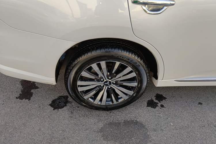 Used Mitsubishi Outlander 2021 Revised Version 2.0L Two-Wheel Drive Comfort Edition 5 Seats
