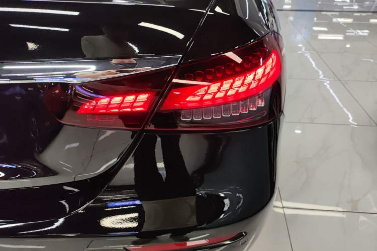 Used Mercedes-Benz E-Class 2022 Updated E 300 L Luxury Edition
