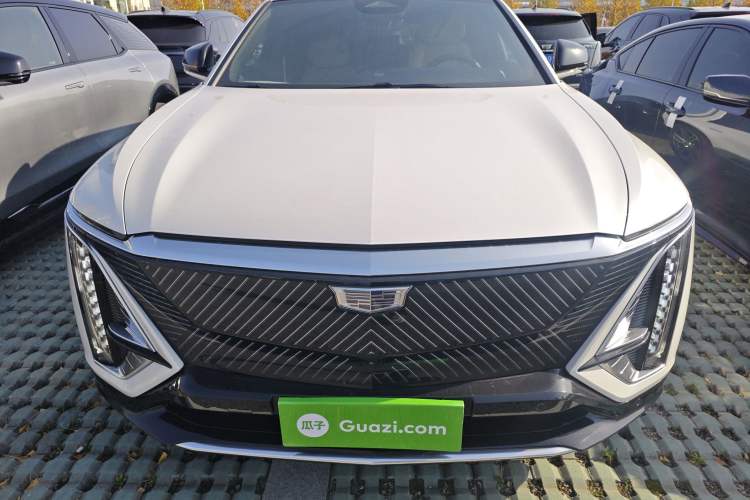 Used Cadillac LYRIQ 2022 Rear-Drive Long-Range Prestige Edition
