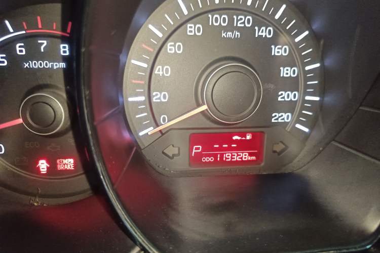 Used Kia K2 2012 Sedan 1.4L Automatic GLS Commemorative Edition
