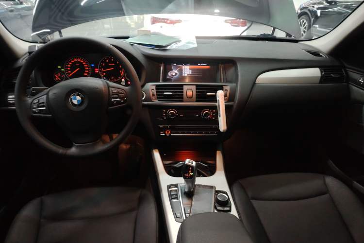Used BMW X3 2016 sDrive20i