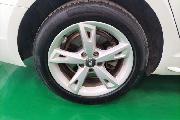 Used Audi A4L 2017 40 TFSI Fashion Model
