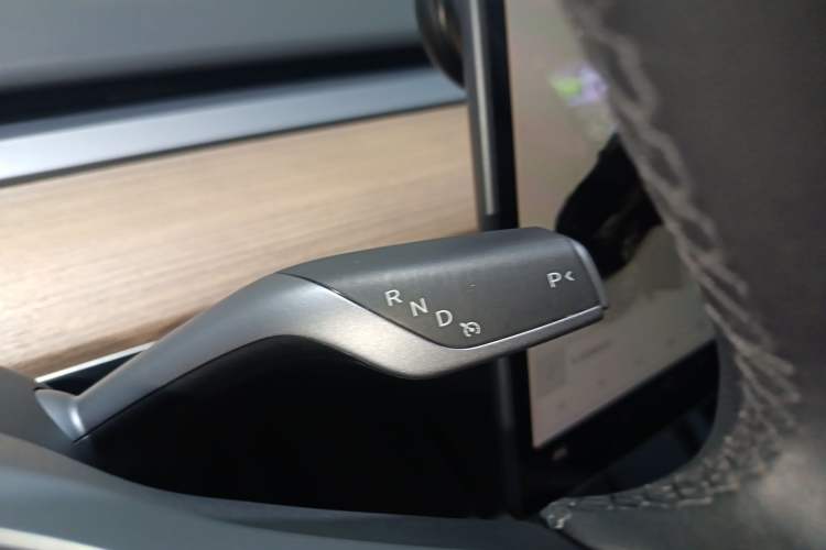 Used Tesla Model Y 2022 Rear-Wheel-Drive Version