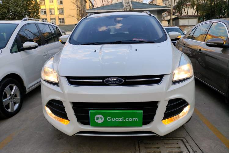 Used Ford Kuga 2015 1.5L GTDi Two-Wheel-Drive Comfort Model
