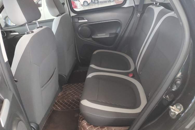 Used ORA Black Cat 2021 301 km Basic Version
