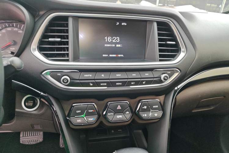 Used GAC Trumpchi GS4 2017 235T Automatic Two-Wheel Drive Luxury Smart Connectivity Version