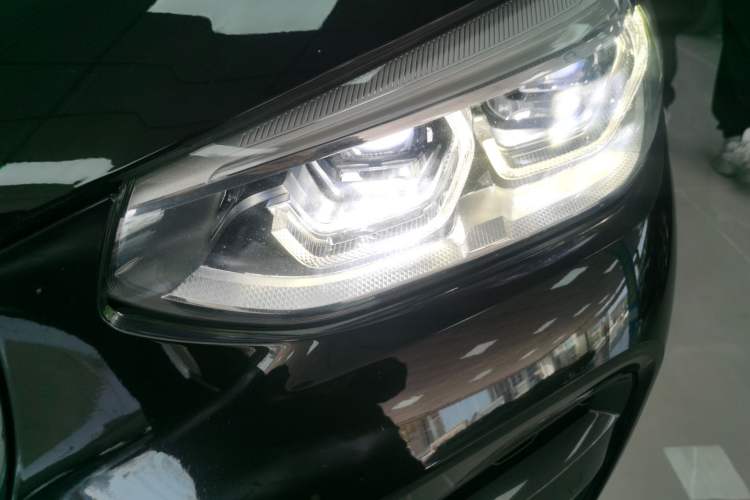 Used BMW X3 2020 xDrive30i Luxury Model with M Sport Package
