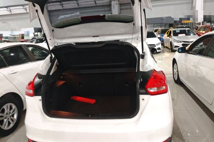 Used Ford Focus 2015 Hatchback 1.6L Automatic Comfort Model
