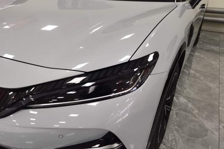 Used BYD Song L EV 2025 Intelligent Driving Version 602 km Range LiDAR-equipped All-Wheel-Drive Type