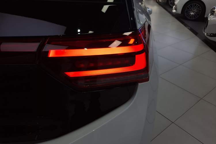 Used Volkswagen ID.3 2025 Smart Model Outstanding Oxygen Edition