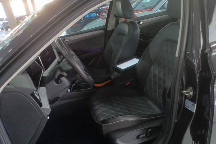 Used Volkswagen Sagitar 2023 200TSI DSG Excellence Edition
