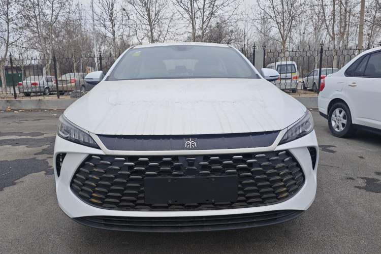 Used BYD Qin PLUS 2025 DM-i Smart Drive 55KM Leading Model