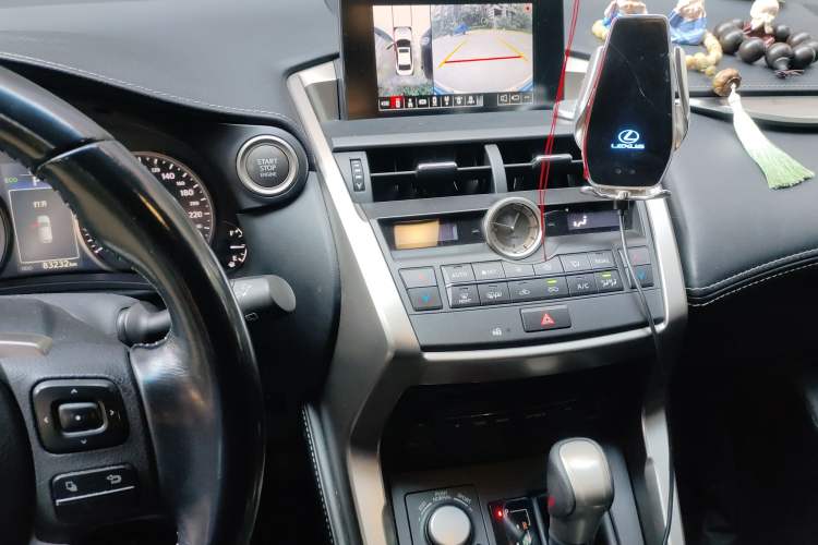 Used Lexus NX 2015 200 Front-Wheel Drive X-Trail SE Edition
