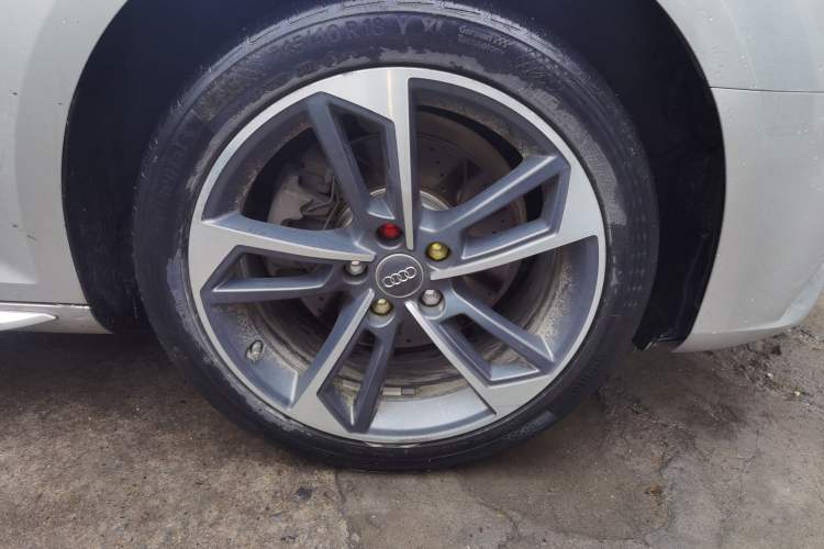 Used Audi A4L 2019 40 TFSI Ambition China VI