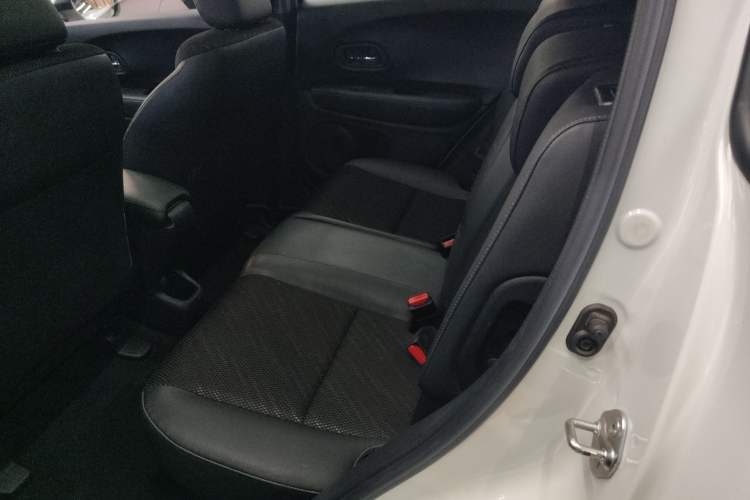 Used Honda XR-V 2017 1.8L EXi CVT Comfort Version
