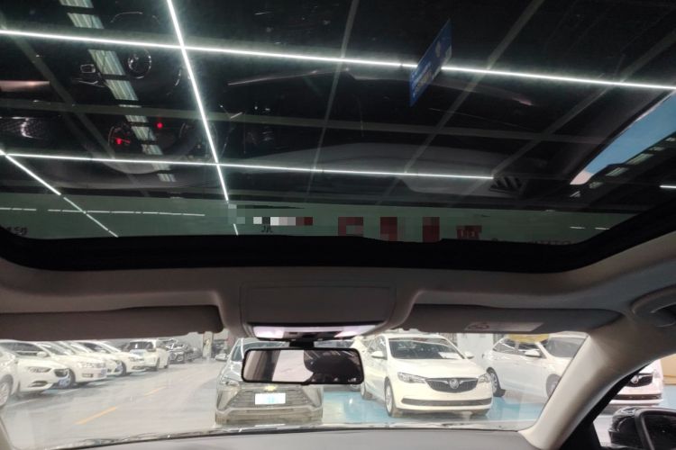 Used Volkswagen Passat 2020 Facelift 330TSI Elite Edition China VI Standard