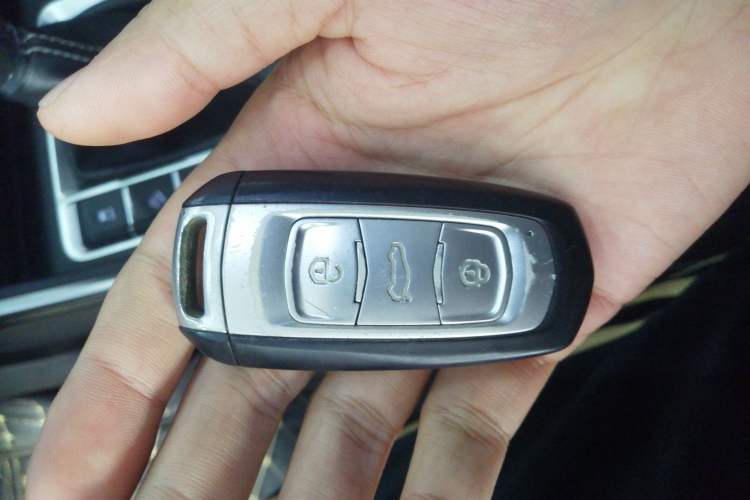 Used Geely Auto Vision X3 2019 Upgraded Model 1.5L CVT Elite Version
