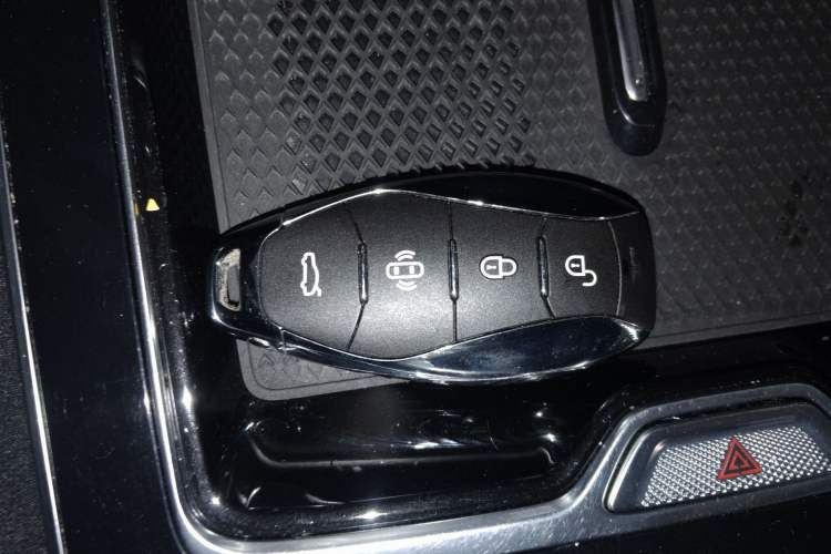 Used Hongqi HS5 2023 2.0T Qixiang Pro Edition
