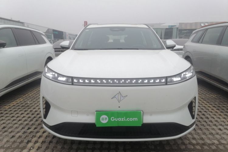 Used  eπ008 2025 210Max Range-Extended Version 5 Seats