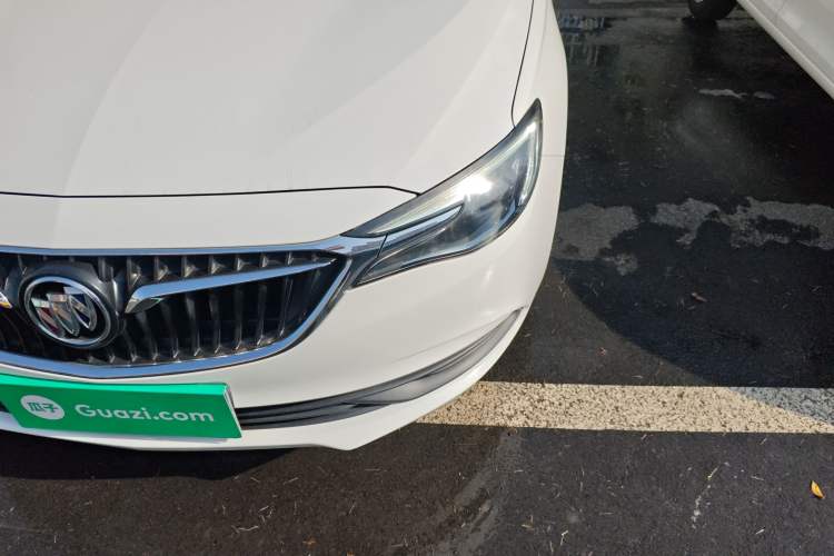 Used Buick GT 2018 18T Automatic Elite Model
