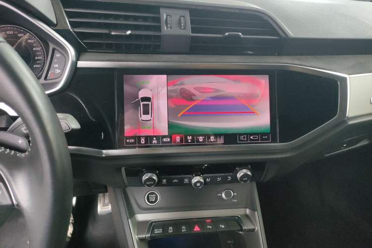 Used Audi Q3 2022 40 TFSI Fashion Dynamic Model