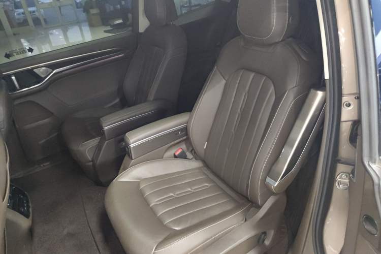 Used Volkswagen Viloran 2020 330TSI Luxury Edition