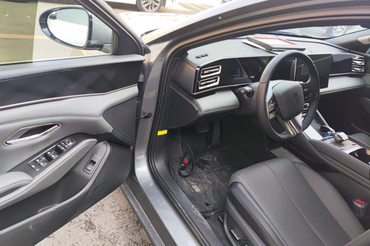 Used BYD Qin L 2024 DM-i 80KM Beyond Model
