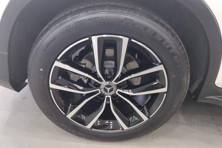 Used Mercedes-Benz GLC 2021 GLC 300 L 4MATIC Dynamic Model