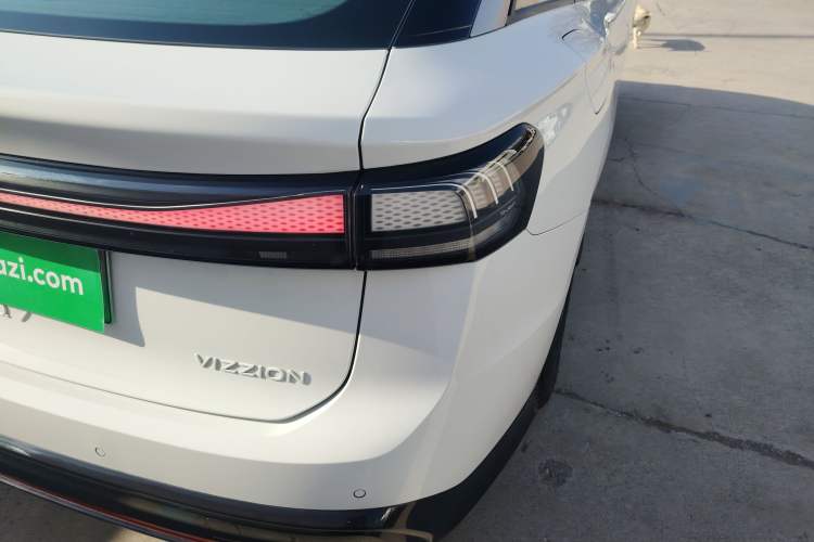 Used Volkswagen ID.7 VIZZION 2024 AIR model
