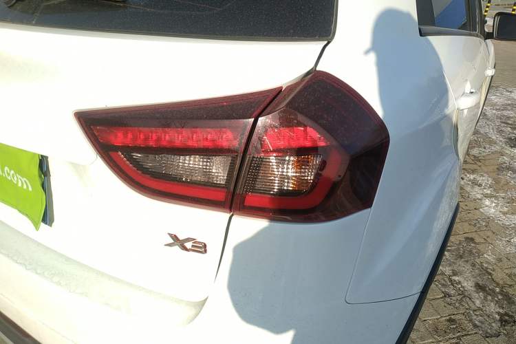 Used Geely Auto Vision X3 2020 1.5L CVT Luxury Model
