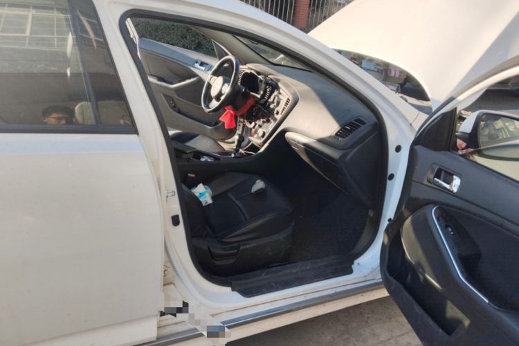 Used Kia K5 2014 2.0L Automatic LUXURY
