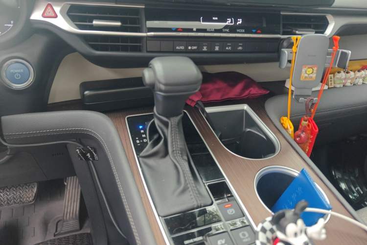 Used Toyota Sienna 2023 2.5L Hybrid Comfort Edition
