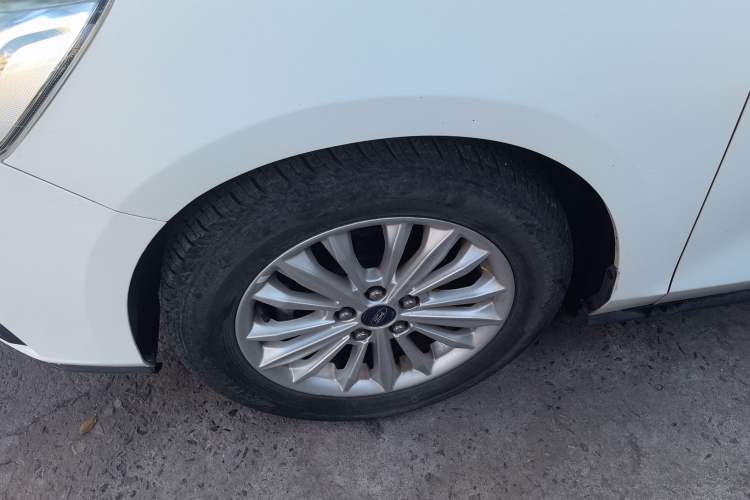 Used Ford Focus 2019 Two-Door EcoBoost 125 Automatic Trendy Model China V Standard