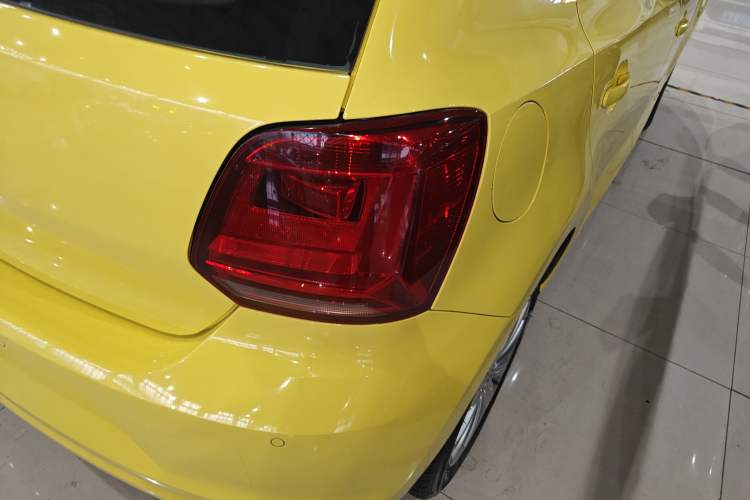 Used Volkswagen Polo 2014 1.6L Automatic Comfort Edition