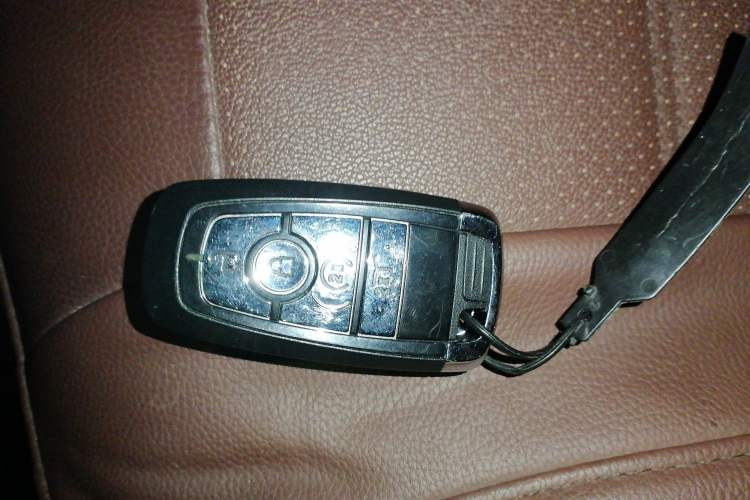 Used Lincoln Corsair 2021 2.0T Two-Wheel Drive Deluxe Edition