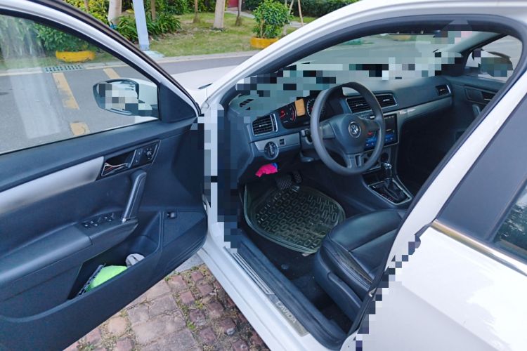 Used Volkswagen Lavida 2013 Restyled Classic 1.6L Automatic Comfort Edition
