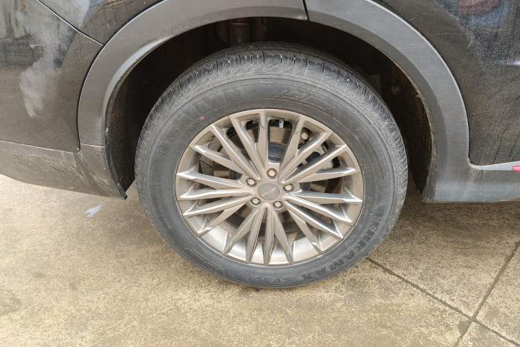 Used JETOUR X70 2023 1.5T DCT Overpass PRO+ Edition 7 Seats
