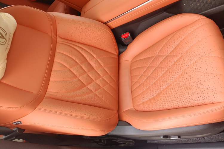 Used  S07 2023 121Max Range-Extended Version