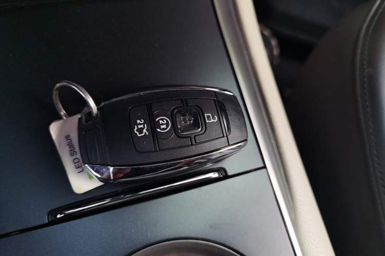 Used Lincoln MKC 2017 2.0T Four-Wheel Drive Zunya Edition
