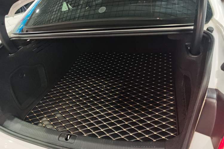 Used Audi A4L 2018 30th Anniversary Edition 40 TFSI Trendy Model
