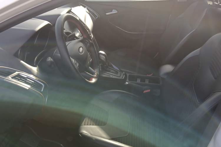 Used Ford Focus 2017 Hatchback 1.6L Automatic Fashion Edition Smart Drive Version