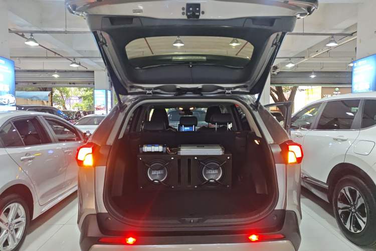 Used Toyota RAV4 2020 2.0L CVT Two-Wheel Drive Fashion Edition
