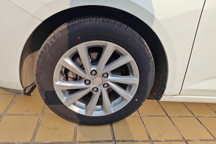 Used Buick Verano 2017 Sedan 15S Automatic Leading Model