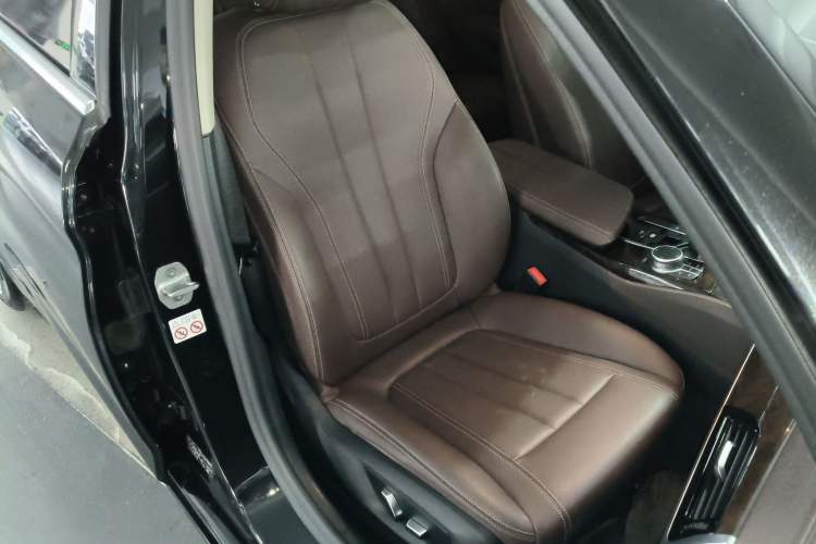 Used BMW 5 Series 2020 525Li Luxury Package