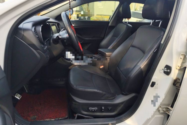 Used Kia K5 2015 2.0L Automatic LUX
